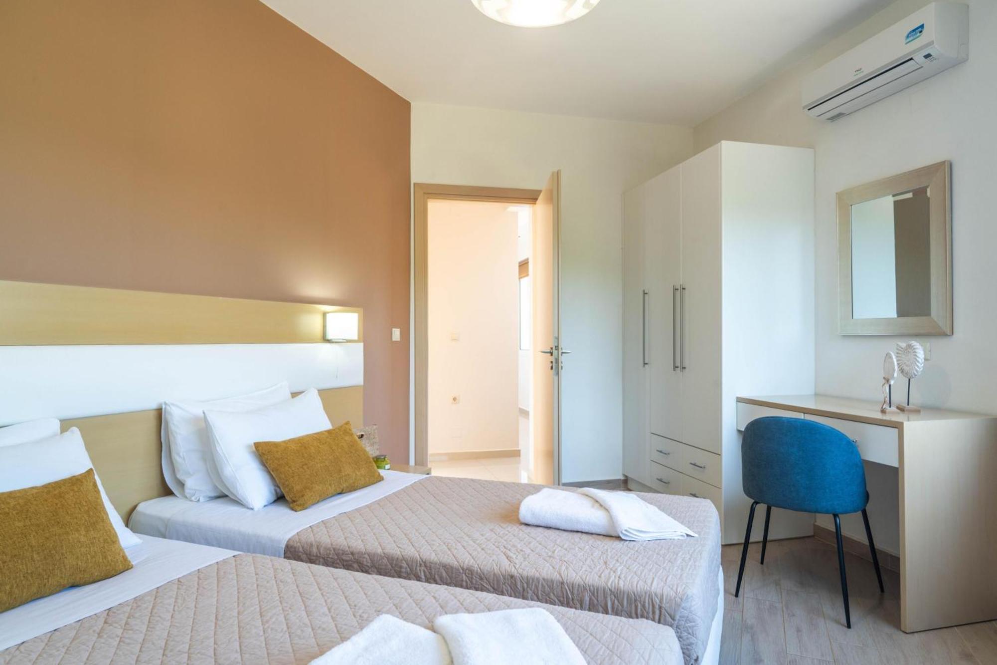 Villa Ariella With Sea View Agia Marina 外观 照片